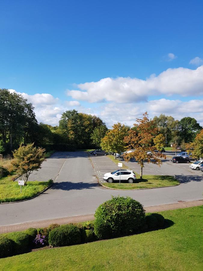 Ferienwohnung Sonnenschein Mit Grossem Balkon Grömitz Eksteriør bilde